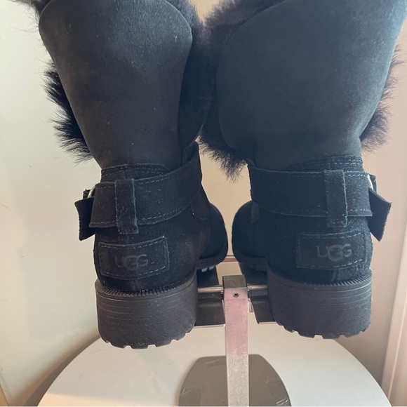 UGG Bodie Women’s Waterproof Snow Boots Black Suede 1103569-BLK NEW SIZE 7 - Picture 5 of 9